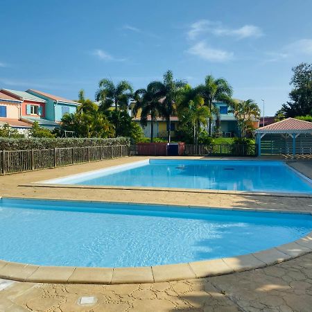 Maison Mitoyenne , Piscine,Citerne, Jardin, Parking, Plage Le Gosier  Exterior photo