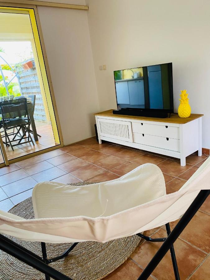 Maison Mitoyenne , Piscine,Citerne, Jardin, Parking, Plage Le Gosier  Exterior photo
